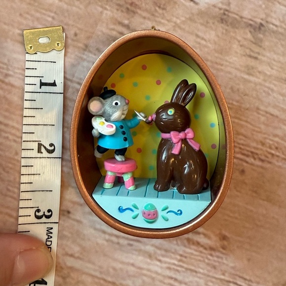 Hallmark Keepsake Happy Easter Cookie Cutter Mouse 2017 Christmas Ornament - Picture 1 of 7